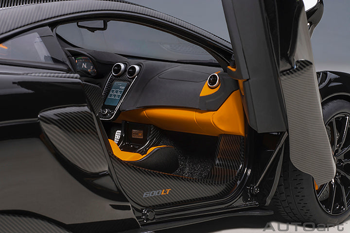 76081 McLAREN 600LT (ONYX BLACK)