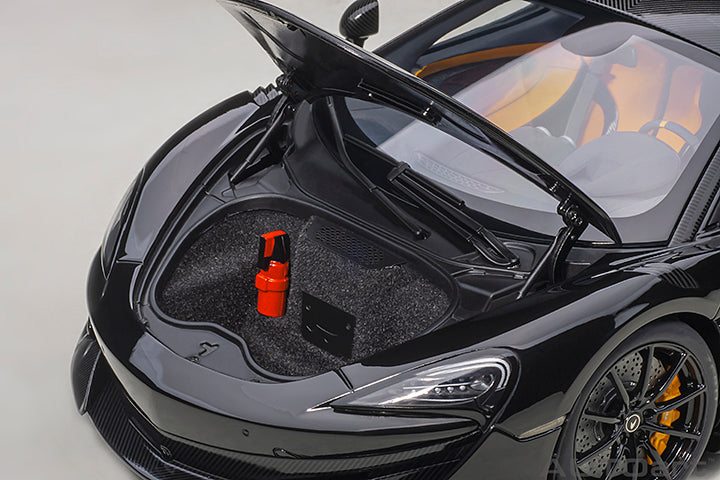 76081 McLAREN 600LT (ONYX BLACK)