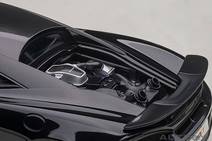 76081 McLAREN 600LT (ONYX BLACK)