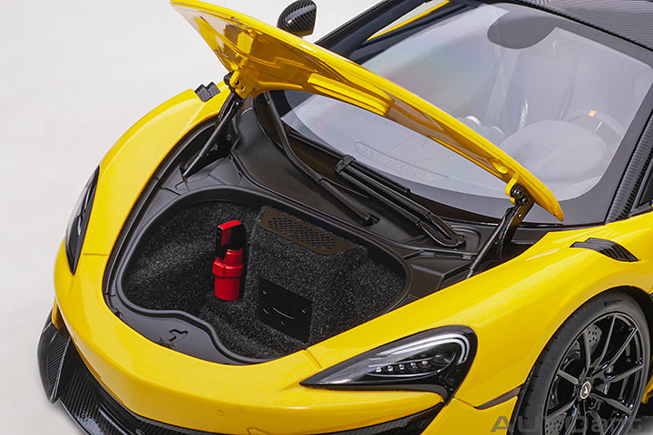 76082 McLAREN 600LT (SICILIAN YELLOW)