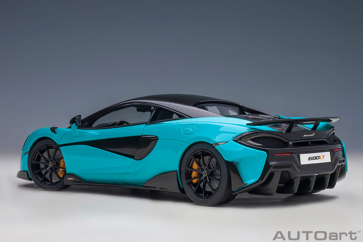 76083 McLAREN 600LT (FISTRAL BLUE)