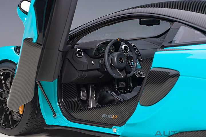 76083 McLAREN 600LT (FISTRAL BLUE)