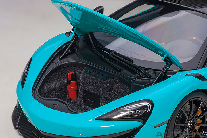 76083 McLAREN 600LT (FISTRAL BLUE)