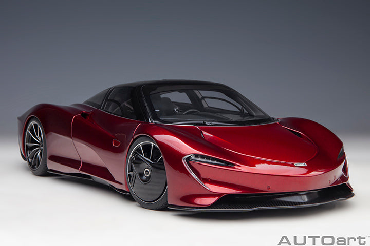 76087 McLAREN SPEEDTAIL (VOLCANO RED)