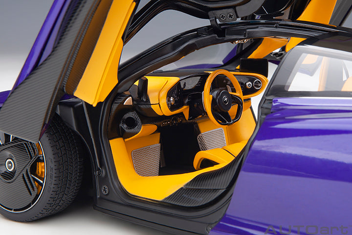 76089 McLAREN SPEEDTAIL (LANTANA PURPLE)