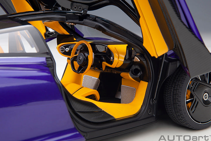 76089 McLAREN SPEEDTAIL (LANTANA PURPLE)