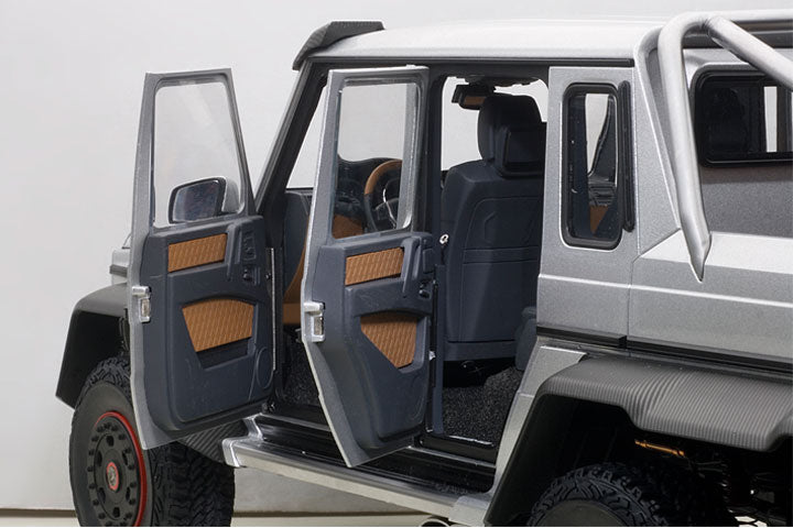 76301 MERCEDES-BENZ G63 AMG 6x6 (SILVER)