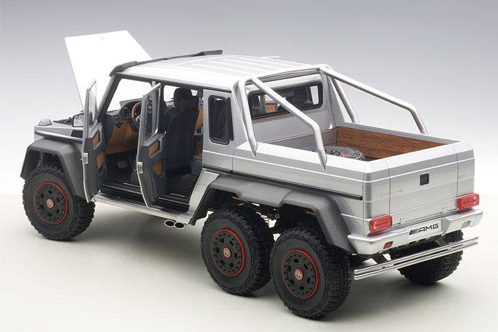 76301 MERCEDES-BENZ G63 AMG 6x6 (SILVER)