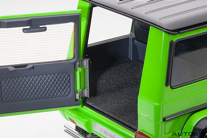 76315 MERCEDES-BENZ G500 4X4 2 (ALIENGREEN)