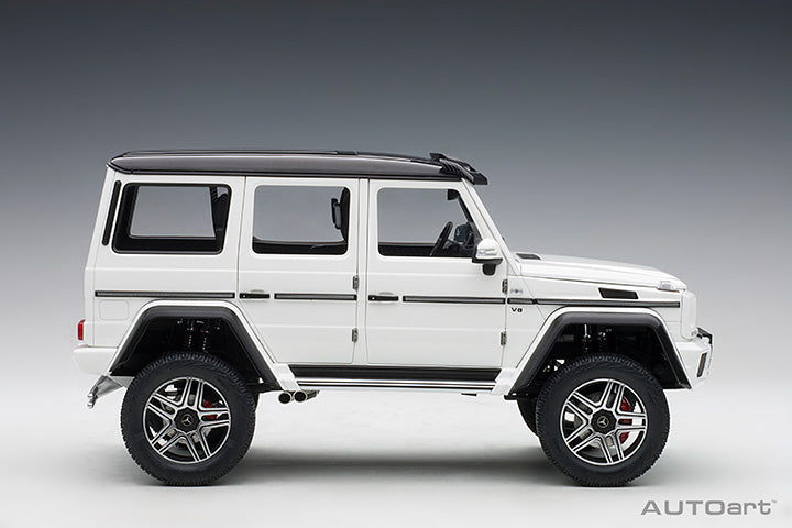 76316 MERCEDES-BENZ G500 4x4 2 (GLOSS WHITE)