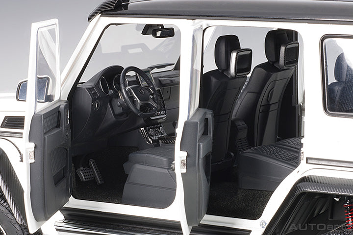 76316 MERCEDES-BENZ G500 4x4 2 (GLOSS WHITE)