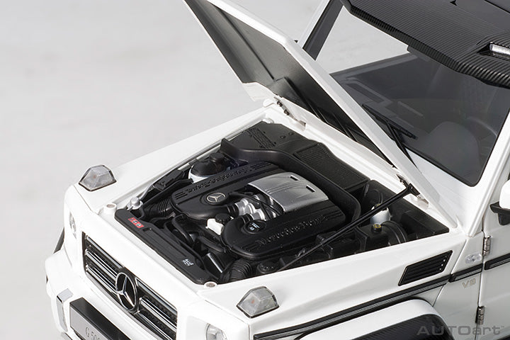 76316 MERCEDES-BENZ G500 4x4 2 (GLOSS WHITE)