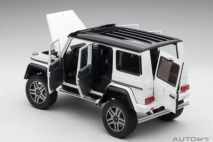 76316 MERCEDES-BENZ G500 4x4 2 (GLOSS WHITE)