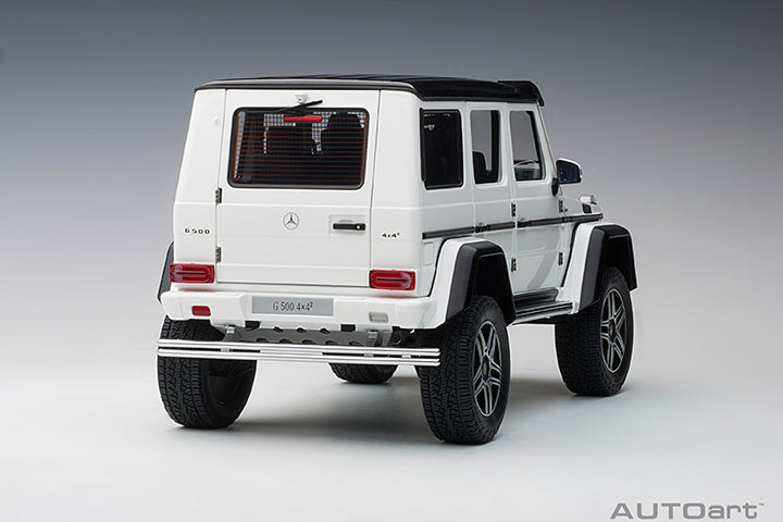 76316 MERCEDES-BENZ G500 4x4 2 (GLOSS WHITE)