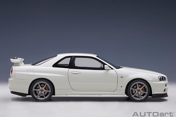 77406 NISSAN SKYLINE GT-R (R34) V-SPEC II (WHITE PEARL)