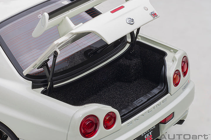 77406 NISSAN SKYLINE GT-R (R34) V-SPEC II (WHITE PEARL)