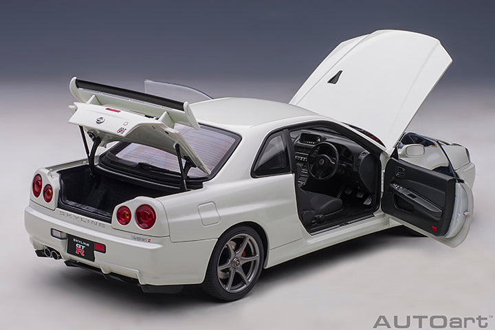 77406 NISSAN SKYLINE GT-R (R34) V-SPEC II (WHITE PEARL)