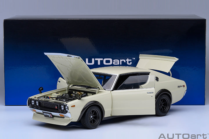 77467 NISSAN SKYLINE 2000 GT-R (KPGC110) TUNED VERSION  (WHITE)