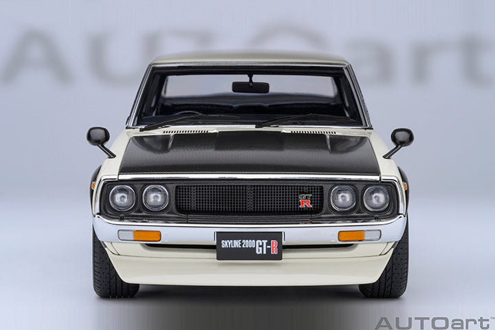 77478 "Online Exclusive" NISSAN SKYLINE 2000 GT-R (KPGC110) TUNED VERSION  "CARBON BLACK BONNET" (WHITE)