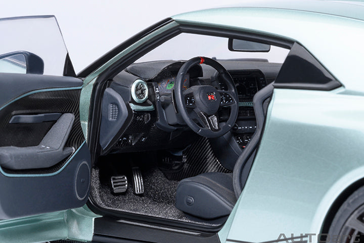 77512 NISSAN GT-R50 BY ITALDESIGN (METALLIC GREEN / BLACK)