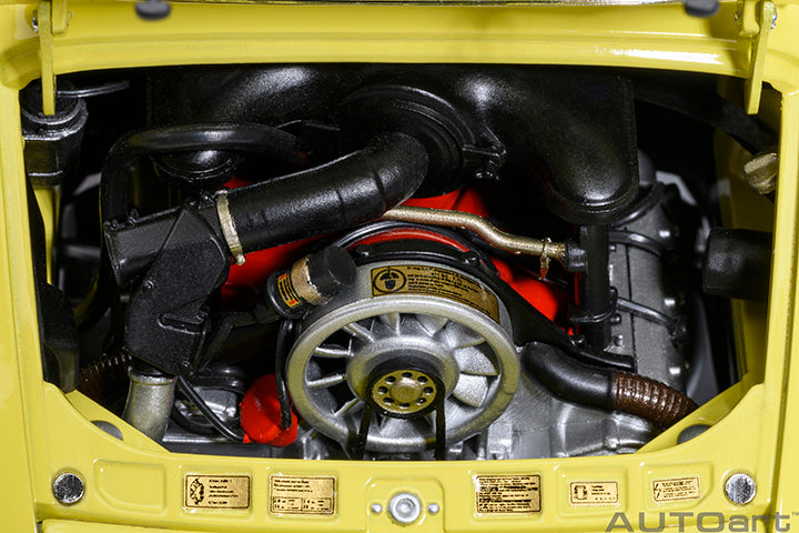 78033 PORSCHE 911 CARRERA 2.7 RS (LIGHT YELLOW/GREEN STRIPES)