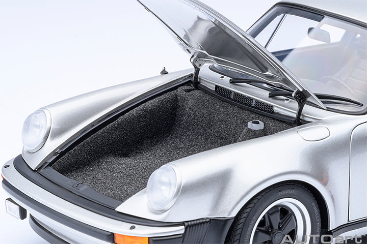 78110 PORSCHE 911(930) TURBO 3.0 (SILVER)
