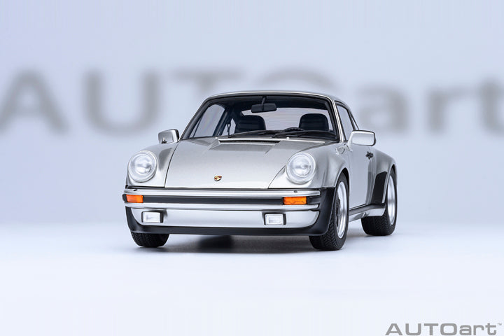 78110 PORSCHE 911(930) TURBO 3.0 (SILVER)