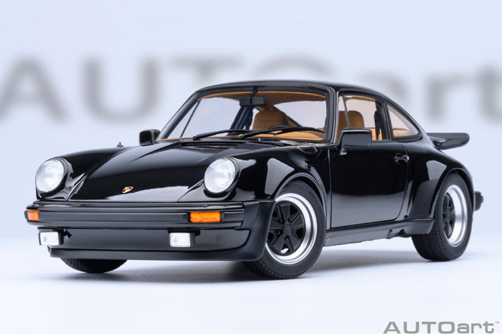 78111 PORSCHE 911(930) TURBO 3.0 (BLACK)