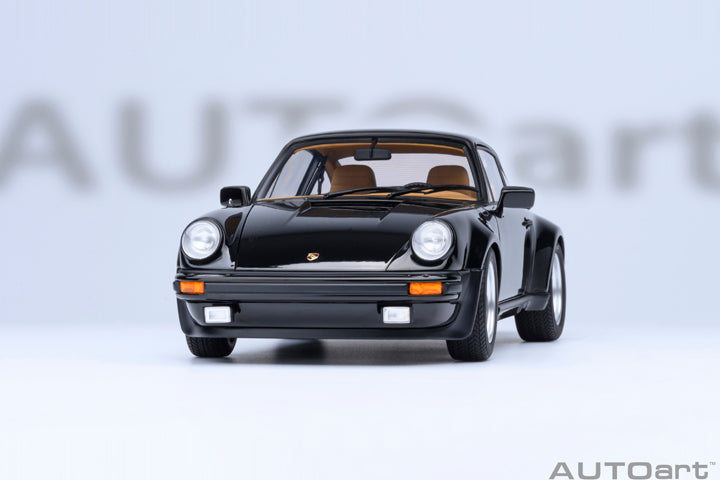 78111 PORSCHE 911(930) TURBO 3.0 (BLACK)