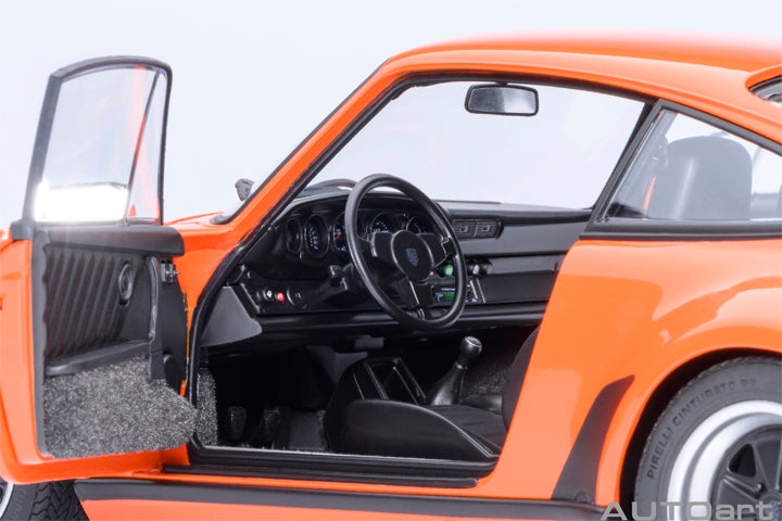 78112 PORSCHE 911(930) TURBO 3.0 (CONTINENTAL ORANGE)
