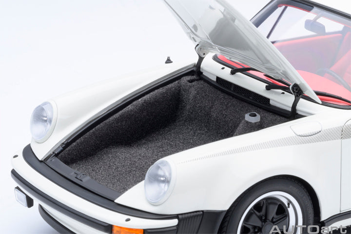 78113 PORSCHE 911(930) TURBO 3.0 (GRAND PRIX WHITE W/ TURBO STRIPES)