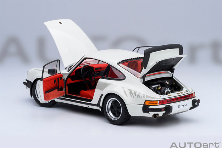 78113 PORSCHE 911(930) TURBO 3.0 (GRAND PRIX WHITE W/ TURBO STRIPES)