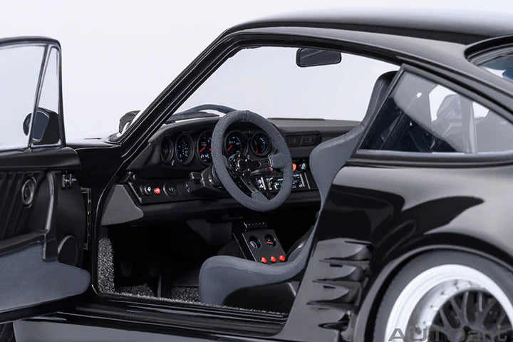 78158 PORSCHE 911 (930) TURBO WANGAN MIDNIGHT "BLACKBIRD" (COMIC #1 VERSION) PRE-ORDER