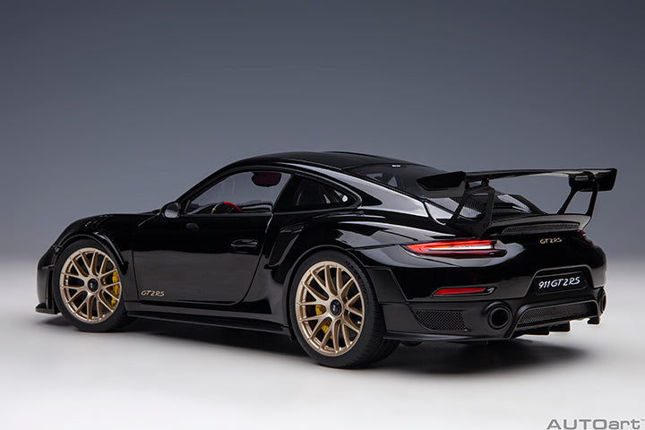 78186 PORSCHE 911 (991.2) GT2 RS WEISSACH PACKAGE (BLACK)