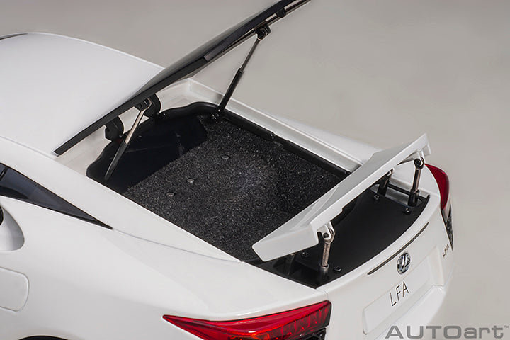 78850 LEXUS LFA (WHITEST WHITE)
