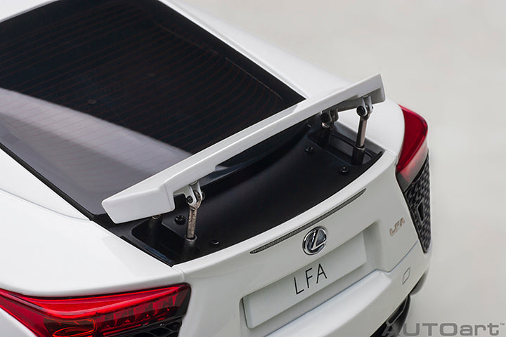 78850 LEXUS LFA (WHITEST WHITE)