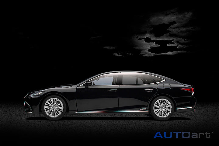 78868 LEXUS LS 500H (BLACK/BLACK INTERIOR)