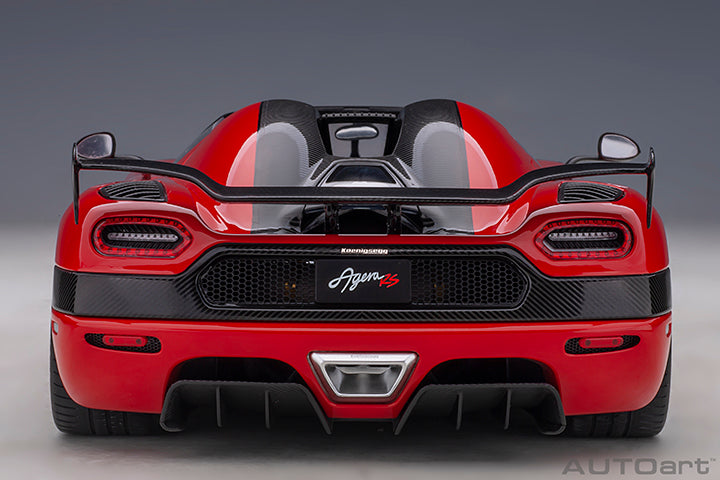 79022 KOENIGSEGG AGERA RS (CHILLI RED/CARBON BLACK/BLACK ACCENTS)