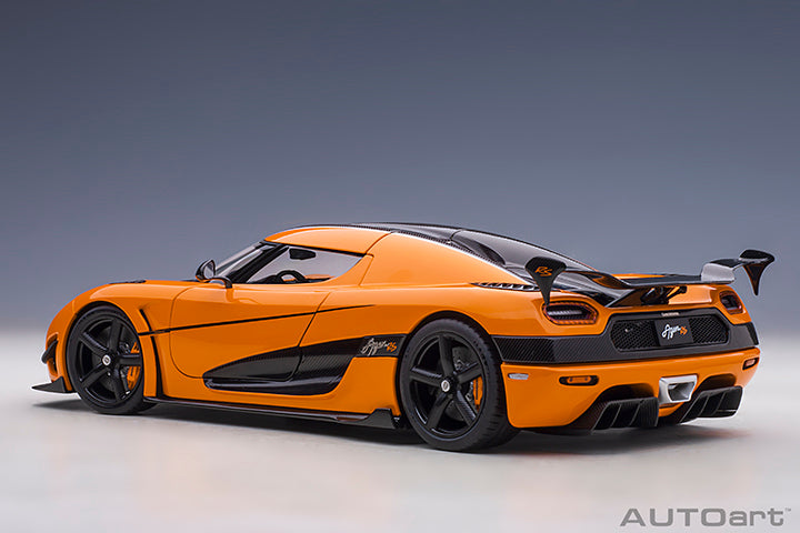 79023 KOENIGSEGG AGERA RS (CONE ORANGE/CARBON BLACK/BLACK ACCENTS)