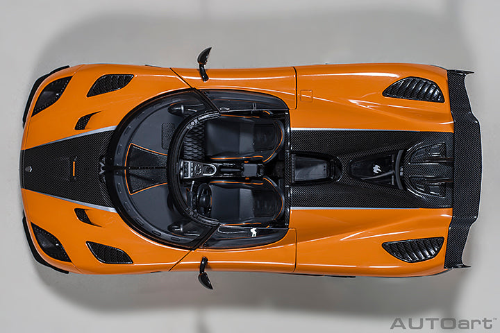 79023 KOENIGSEGG AGERA RS (CONE ORANGE/CARBON BLACK/BLACK ACCENTS)