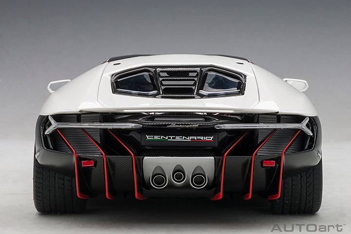79111 LAMBORGHINI CENTENARIO (BIANCO ISIS/SOLID WHITE)