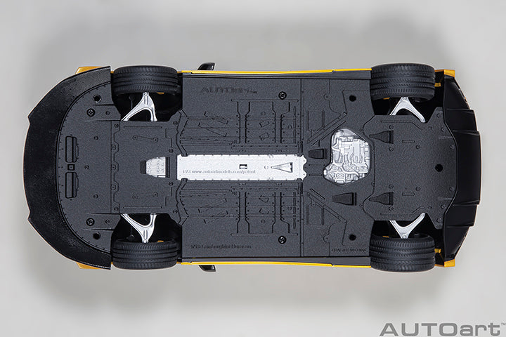 79127 LIBERTY WALK LB SILHOUETTE WORKS HURACAN GT (METALLIC YELLOW)
