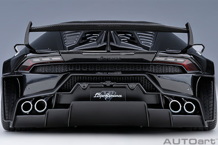 79129 LIBERTY WALK LB SILHOUETTE WORKS HURACAN GT (BLACK)
