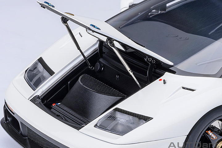79136 LAMBORGHINI DIABLO GTR (IMPACT WHITE)