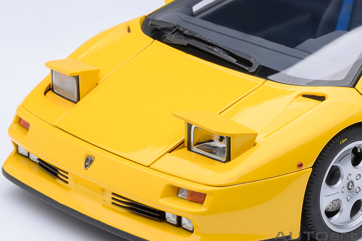 79144 LAMBORGHINI DIABLO SE30 JOTA  (SUPERFLY YELLOW)