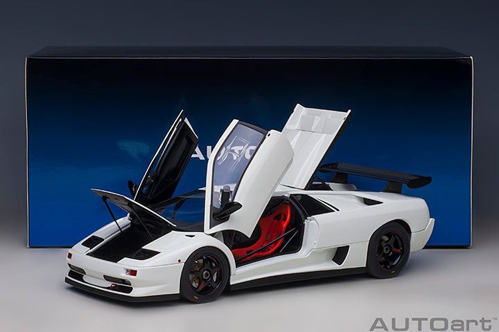 79149 LAMBORGHINI DIABLO SV-R (IMPACT WHITE)