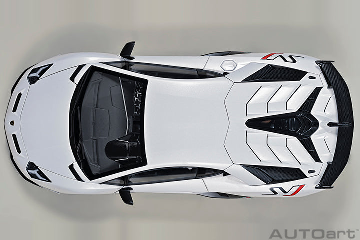 79217 LAMBORGHINI AVENTADOR SVJ (BIANCO ASOPO/PEARL WHITE)