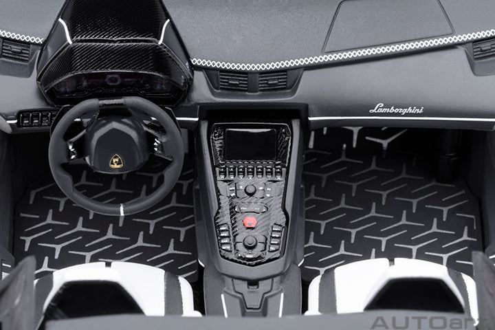 79217 LAMBORGHINI AVENTADOR SVJ (BIANCO ASOPO/PEARL WHITE)