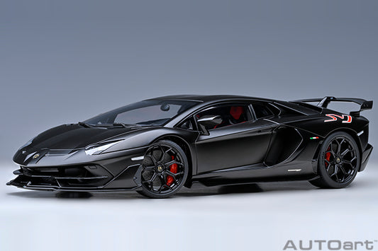 79219 LAMBORGHINI AVENTADOR SVJ (NERO NEMESIS/MATT BLACK)
