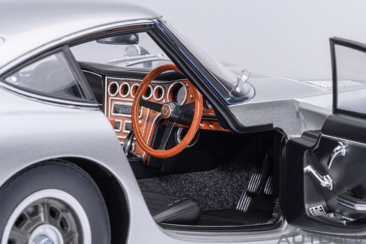 79548  TOYOTA 2000GT 1967 (SILVER)